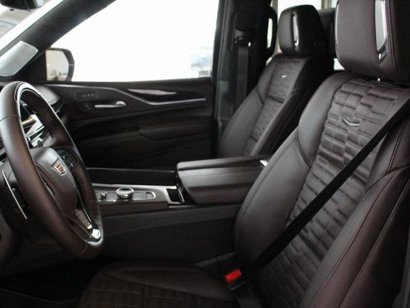 Купить Cadillac Escalade V-Series бензин 2023 id-1006521 в Киеве, Фото №[delta]