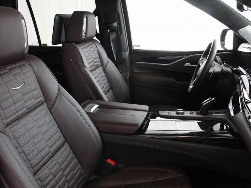 Купить Cadillac Escalade V-Series бензин 2023 id-1006521 в Киеве, Фото №[delta]