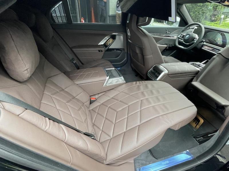 Купить BMW 7-Series 750e xDrive гибрид 2024 id-1006535 в Киеве, Фото №[delta]