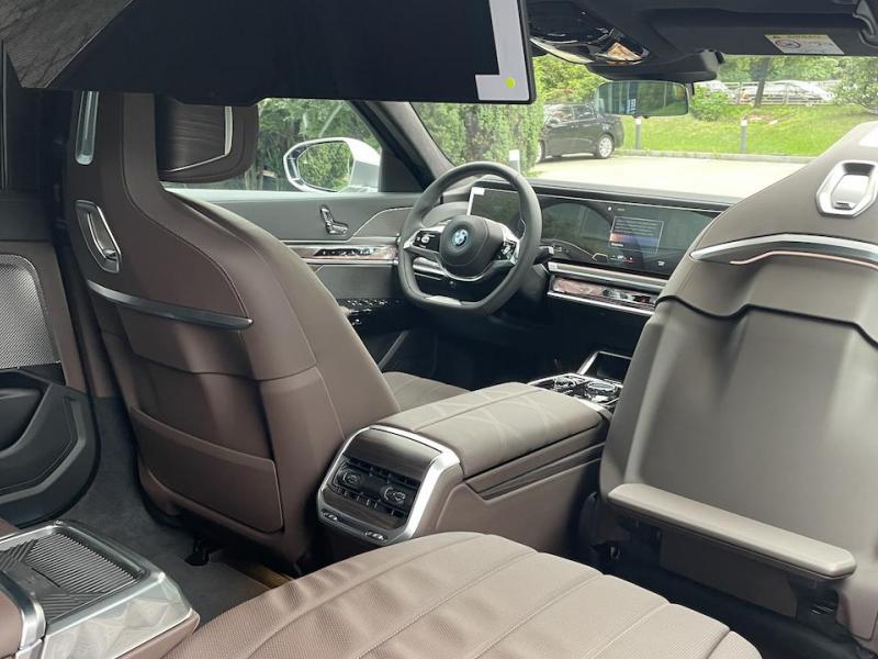 Купить BMW 7-Series 750e xDrive гибрид 2024 id-1006535 в Киеве, Фото №[delta]