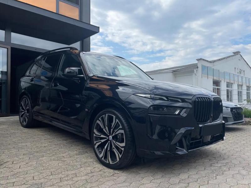 Купить BMW X7 M60i гибрид 2024 id-1006570 в Киеве, Фото №[delta]