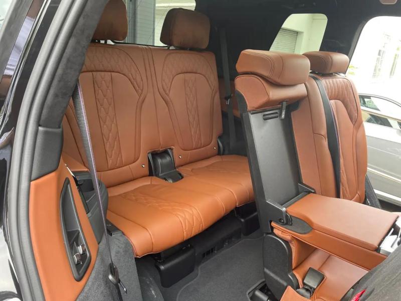 Купить BMW X7 M60i гибрид 2025 id-1006570 в Киеве, Фото №[delta]