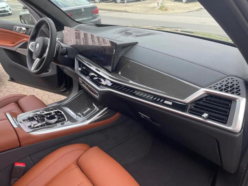 Купить BMW X7 M60i гибрид 2025 id-1006570 в Киеве, Фото №[delta]