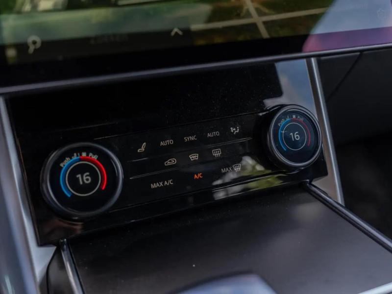 Купить Land-Rover Range-Rover L460 SV бензин 2025 id-1006578 в Киеве, Фото №[delta]