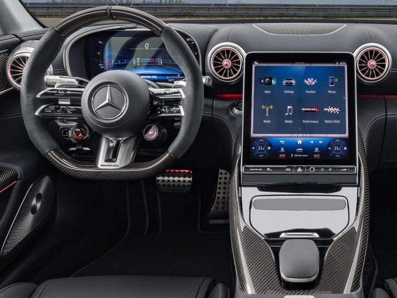 Купить Mercedes-Benz GT AMG бензин 2024 id-1006580 в Киеве, Фото №[delta]