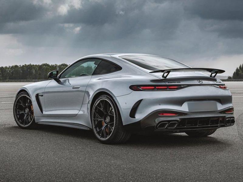 Купить Mercedes-Benz GT AMG бензин 2025 id-1006580 в Киеве, Фото №[delta]