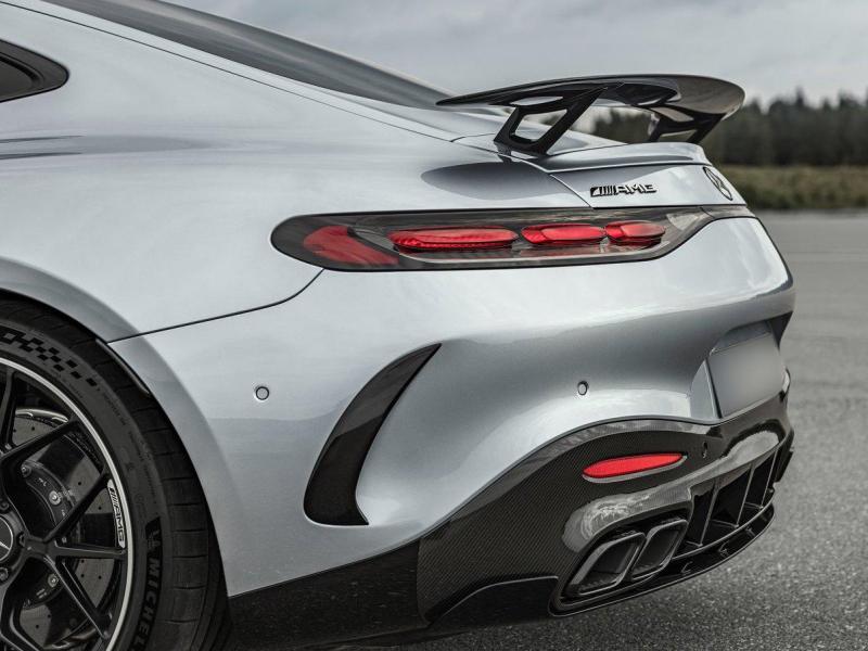 Купить Mercedes-Benz GT AMG бензин 2025 id-1006580 в Киеве, Фото №[delta]