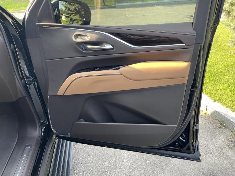 Купить Cadillac Escalade ESV дизель 2024 id-1006590 в Киеве, Фото №[delta]