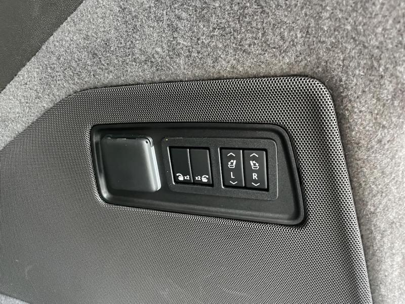 Купить Cadillac Escalade ESV дизель 2024 id-1006590 в Киеве, Фото №[delta]