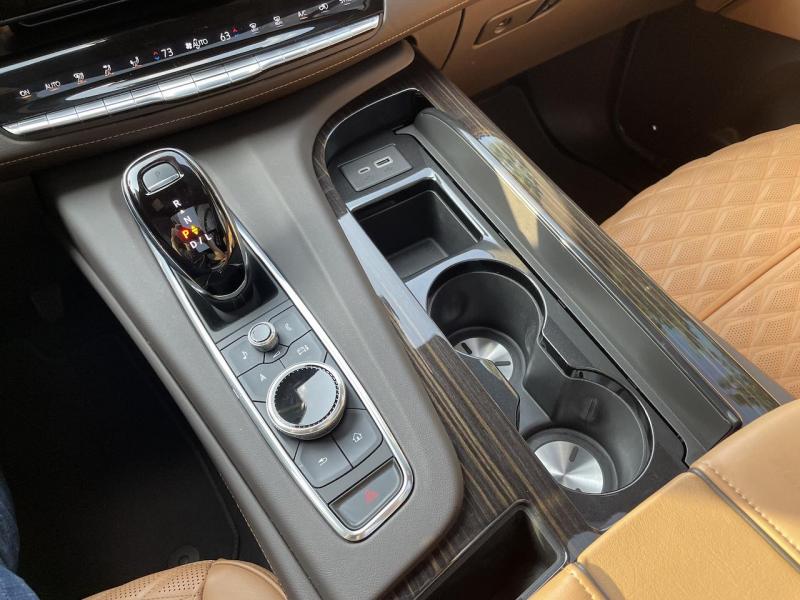 Купить Cadillac Escalade ESV дизель 2024 id-1006590 в Киеве, Фото №[delta]