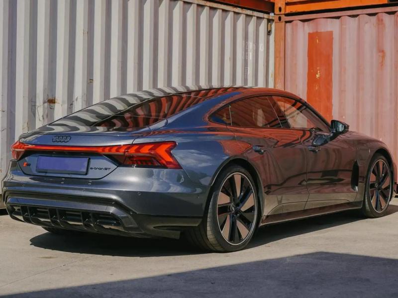 Купить Audi RS E-tron GT quattro электро 2024 id-1006588 в Киеве, Фото №[delta]