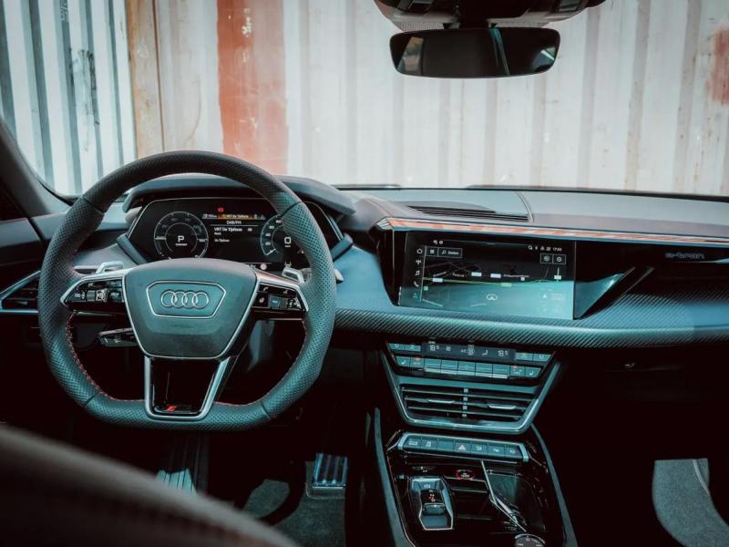 Купить Audi RS E-tron GT quattro электро 2024 id-1006588 в Киеве, Фото №[delta]