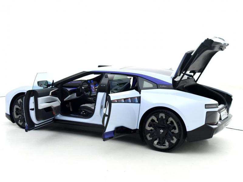 Купить Hiphi Z бензин 2024 id-1006614 в Киеве, Фото №[delta]