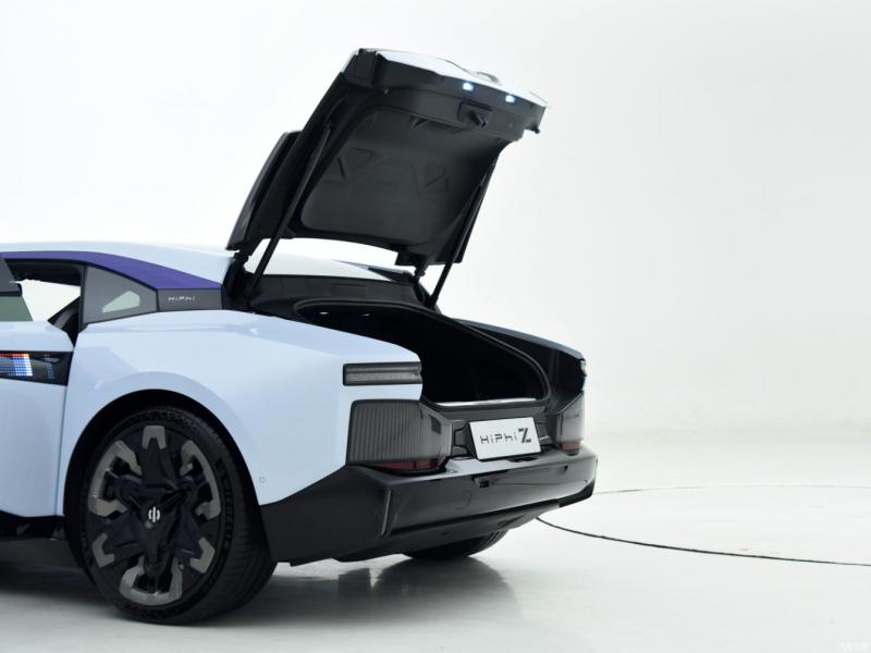 Купить Hiphi Z бензин 2024 id-1006614 в Киеве, Фото №[delta]