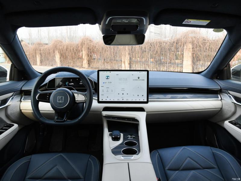 Купить Zeekr 001 электро 2024 id-1006621 в Киеве, Фото №[delta]