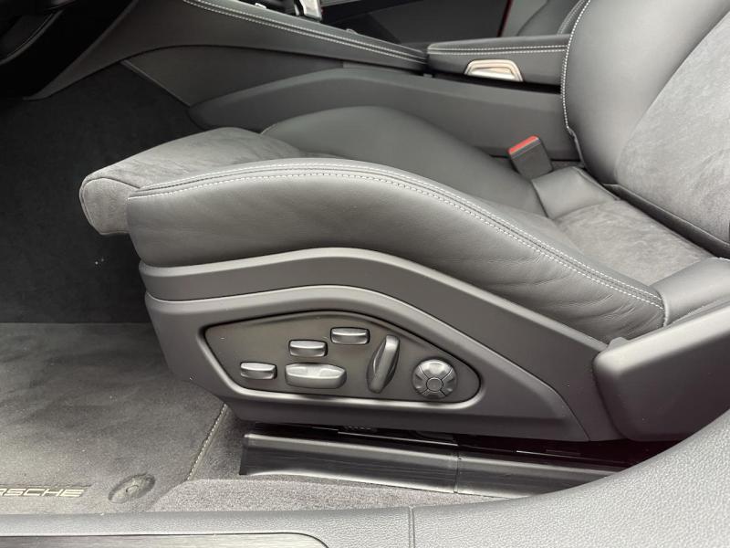 Купить Porsche Panamera GTS бензин 2022 id-1006633 в Киеве, Фото №[delta]