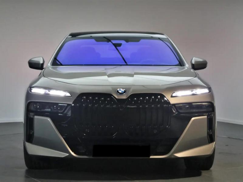 Купить BMW i7 xDrive60 электро 2023 id-1006640 в Киеве, Фото №[delta]