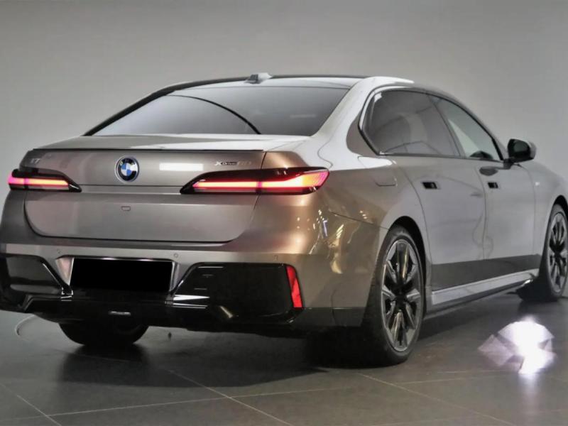 Купить BMW i7 xDrive60 электро 2025 id-1006640 в Киеве, Фото №[delta]