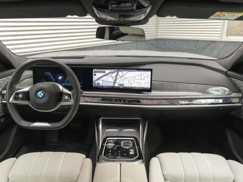 Купить BMW i7 xDrive60 электро 2025 id-1006640 в Киеве, Фото №[delta]