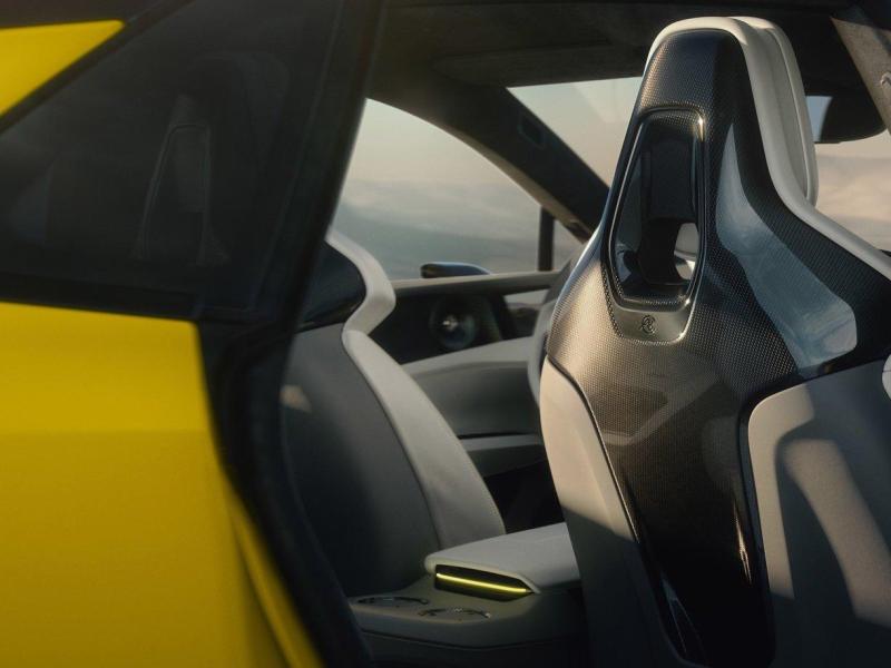 Купить Lotus Emeya электро 2025 id-1006675 в Киеве, Фото №[delta]