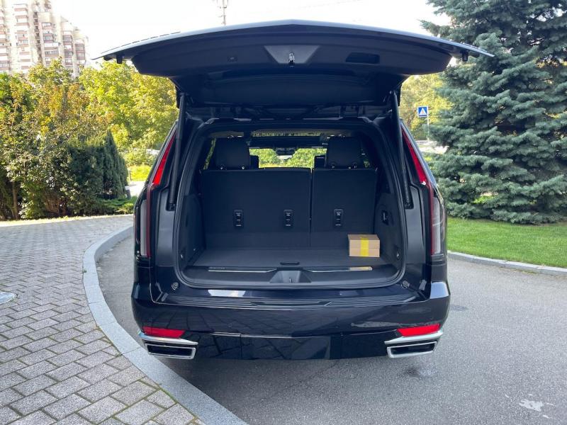Купить Cadillac Escalade Premium Luxury Platinum бензин 2024 id-1006686 в Киеве, Фото №[delta]
