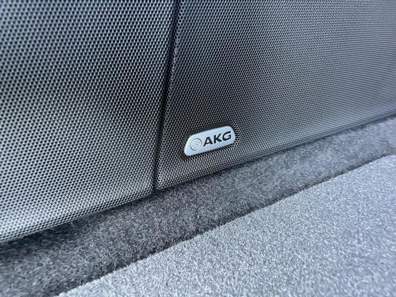 Купить Cadillac Escalade Premium Luxury Platinum бензин 2024 id-1006686 в Киеве, Фото №[delta]