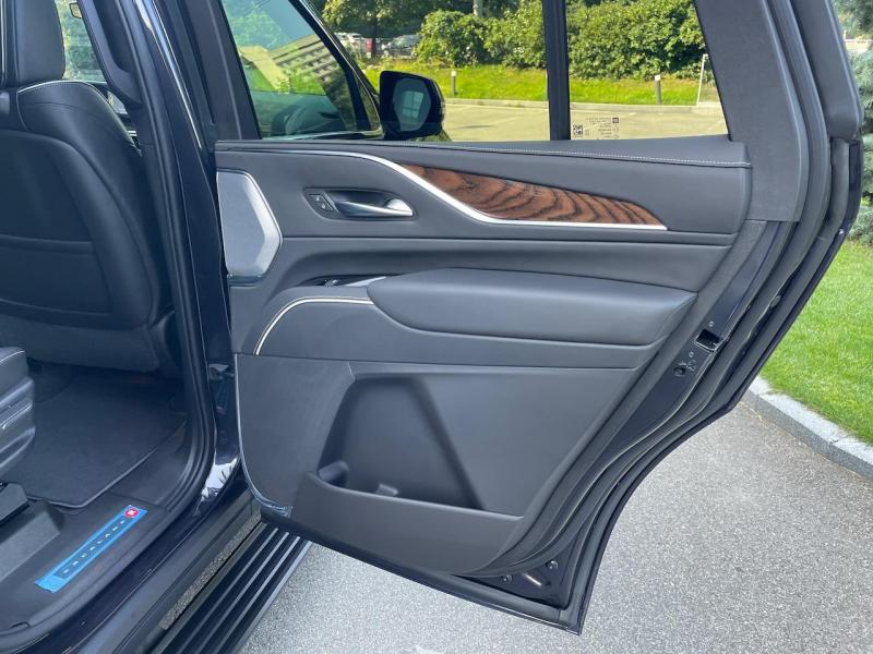 Купить Cadillac Escalade Premium Luxury Platinum бензин 2024 id-1006686 в Киеве, Фото №[delta]