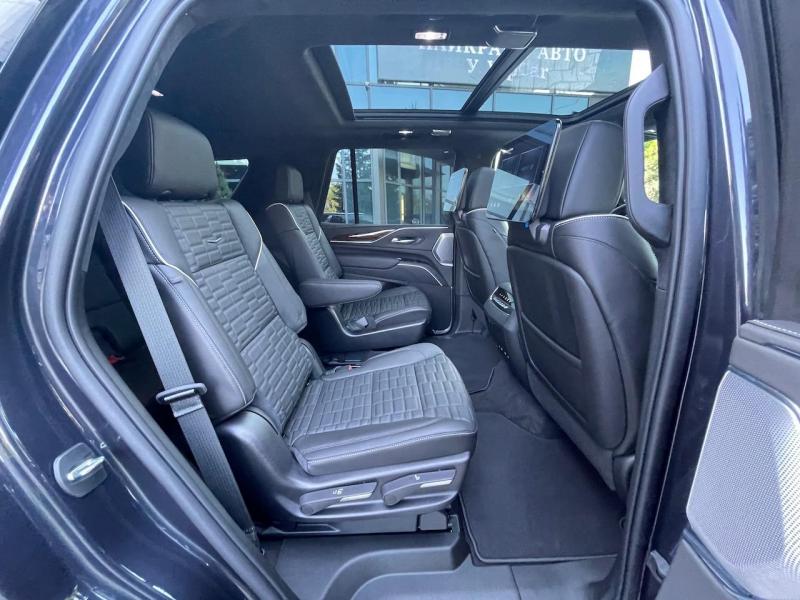 Купить Cadillac Escalade Premium Luxury Platinum бензин 2024 id-1006686 в Киеве, Фото №[delta]