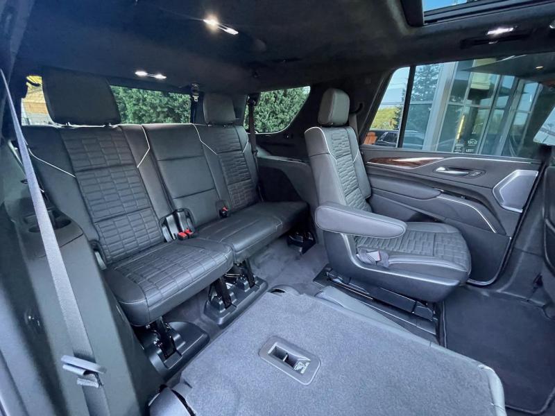 Купить Cadillac Escalade Premium Luxury Platinum бензин 2024 id-1006686 в Киеве, Фото №[delta]