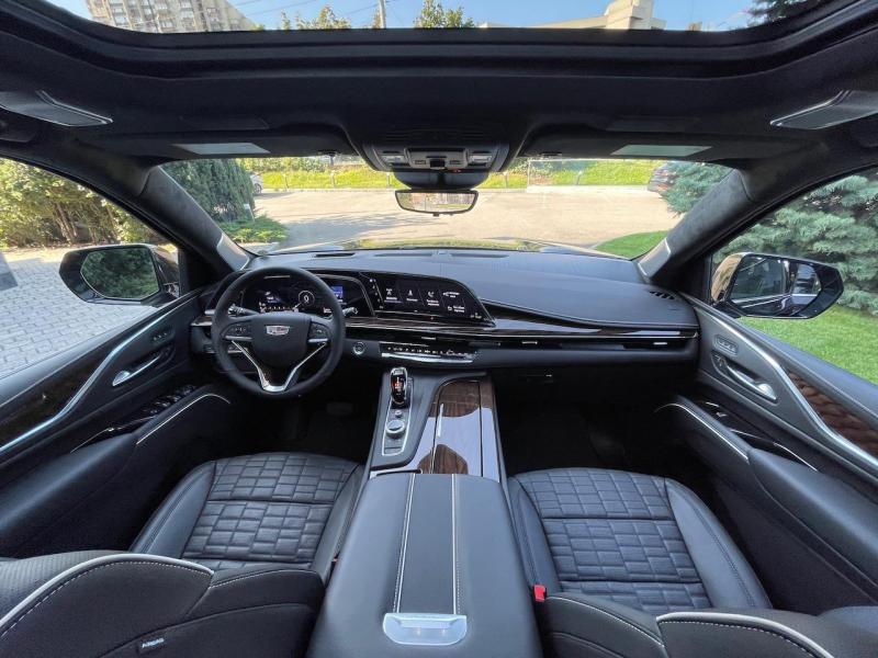 Купить Cadillac Escalade Premium Luxury Platinum бензин 2024 id-1006686 в Киеве, Фото №[delta]