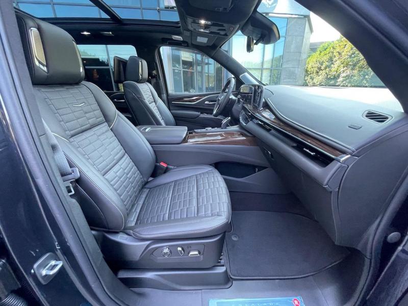 Купить Cadillac Escalade Premium Luxury Platinum бензин 2024 id-1006686 в Киеве, Фото №[delta]