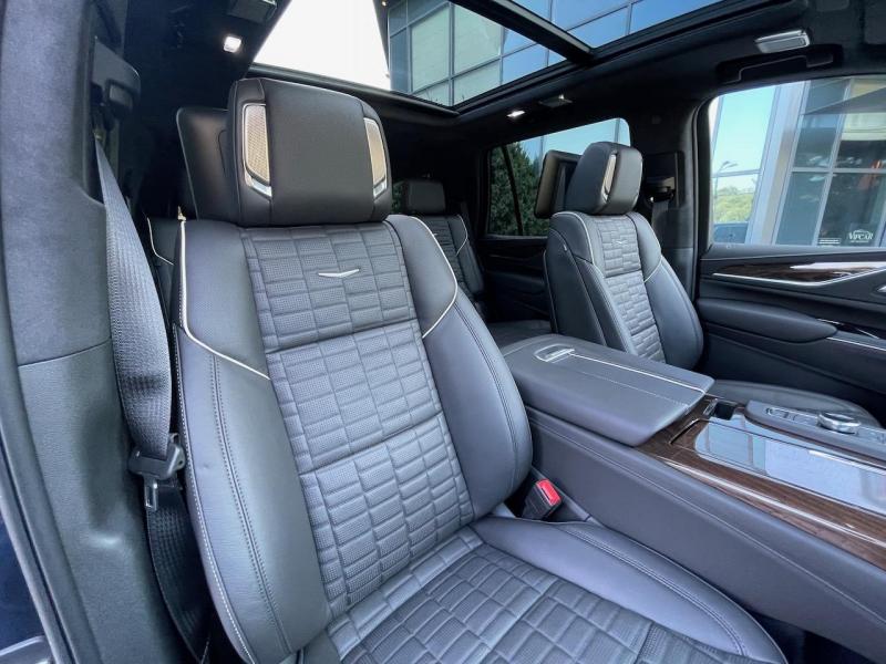 Купить Cadillac Escalade Premium Luxury Platinum бензин 2024 id-1006686 в Киеве, Фото №[delta]