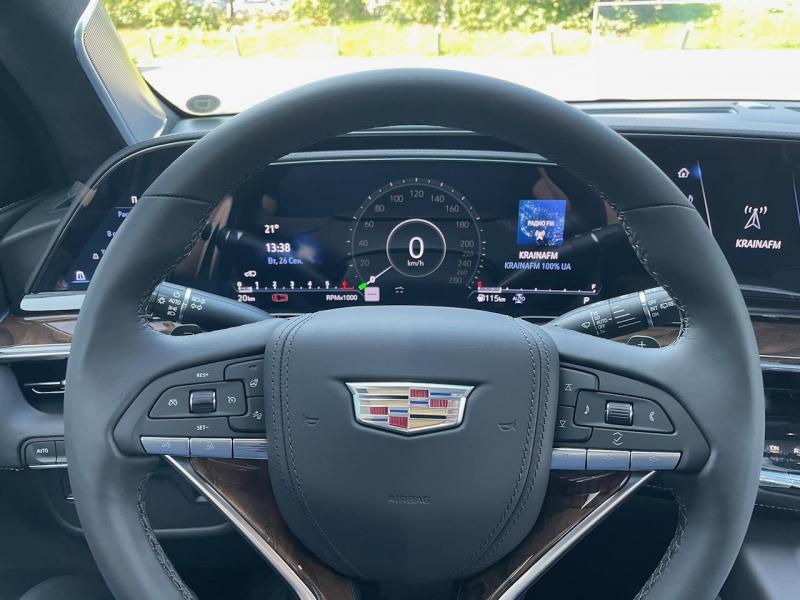 Купить Cadillac Escalade Premium Luxury Platinum бензин 2024 id-1006686 в Киеве, Фото №[delta]