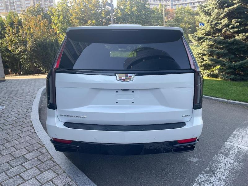 Купить Cadillac Escalade бензин 2024 id-1006692 в Киеве, Фото №[delta]