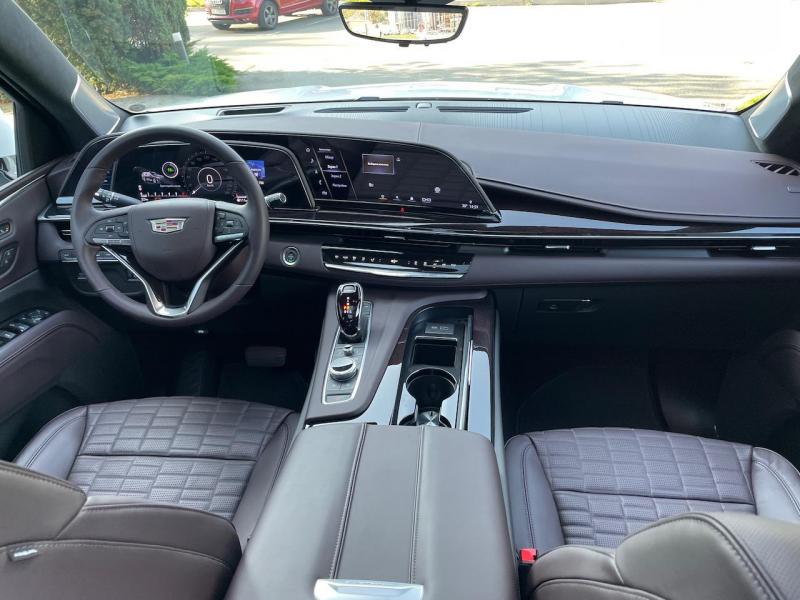 Купить Cadillac Escalade бензин 2024 id-1006692 в Киеве, Фото №[delta]