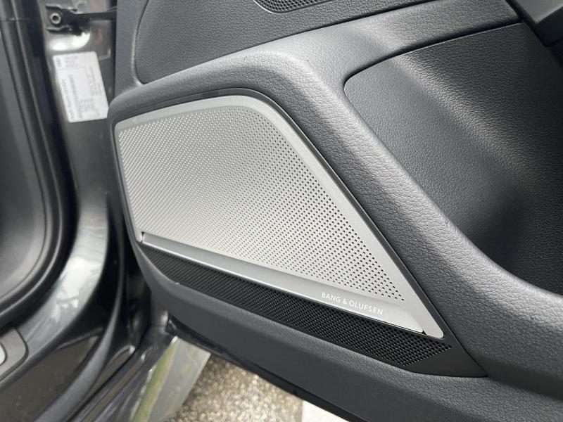 Купить Audi RS6 Performance гибрид 2024 id-1006741 в Киеве, Фото №[delta]