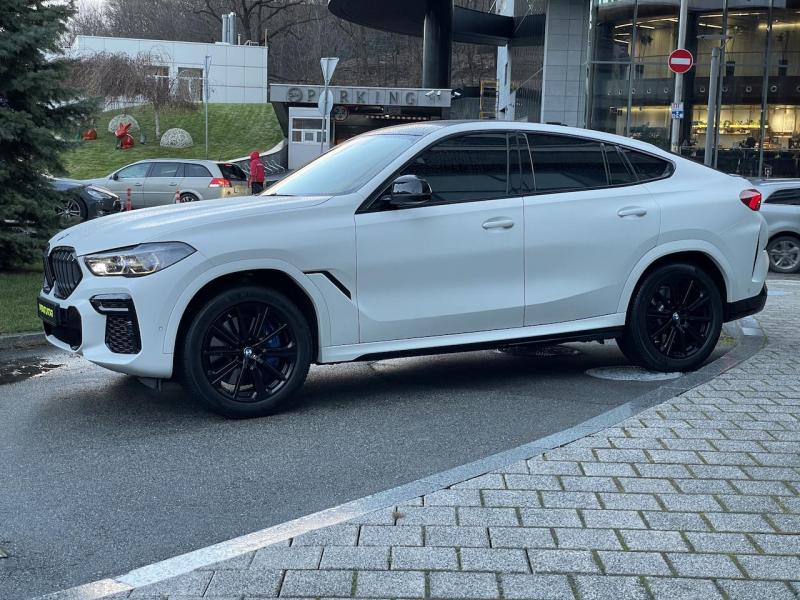 Купить BMW X6 M50i бензин 2022 id-1006744 в Киеве, Фото №[delta]