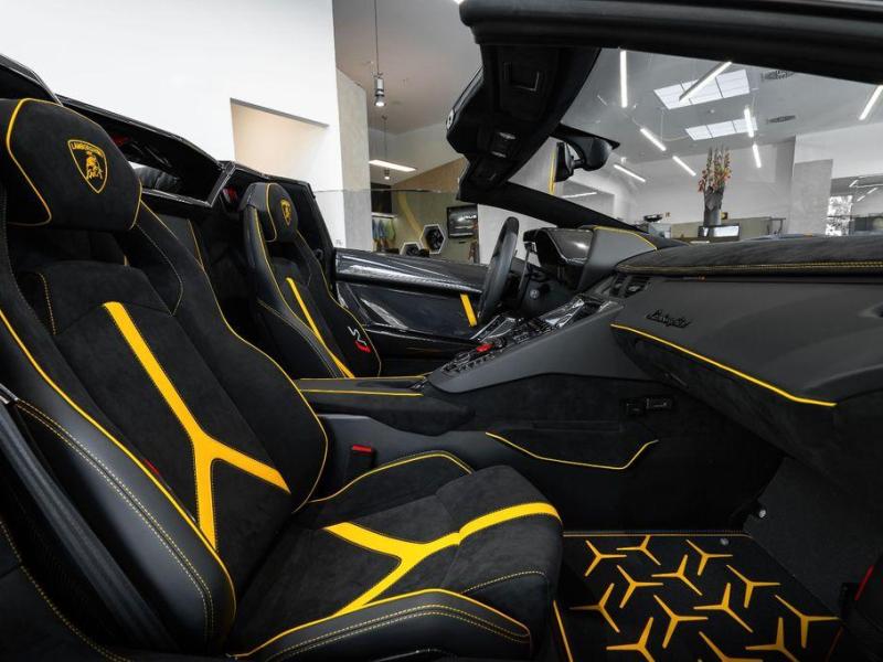 Купить Lamborghini Aventador SVJ бензин 2025 id-1006785 в Киеве, Фото №[delta]