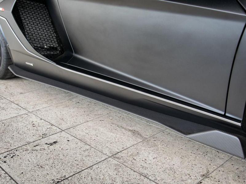 Купить Lamborghini Aventador Roadster бензин 2024 id-1006784 в Киеве, Фото №[delta]