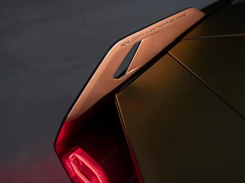 Купить Lamborghini Sian бензин 2025 id-1006791 в Киеве, Фото №[delta]