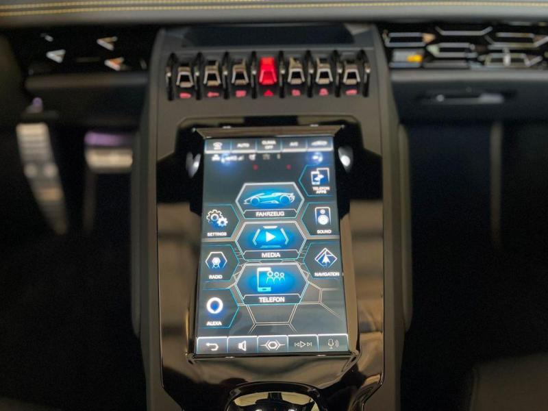 Купить Lamborghini Huracan Evo RWD бензин 2025 id-1006789 в Киеве, Фото №[delta]