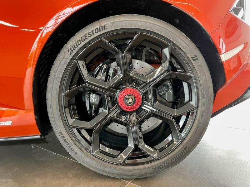 Купить Lamborghini Huracan Tecnica бензин 2025 id-1006787 в Киеве, Фото №[delta]