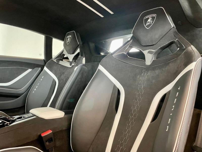Купить Lamborghini Huracan Tecnica бензин 2025 id-1006787 в Киеве, Фото №[delta]