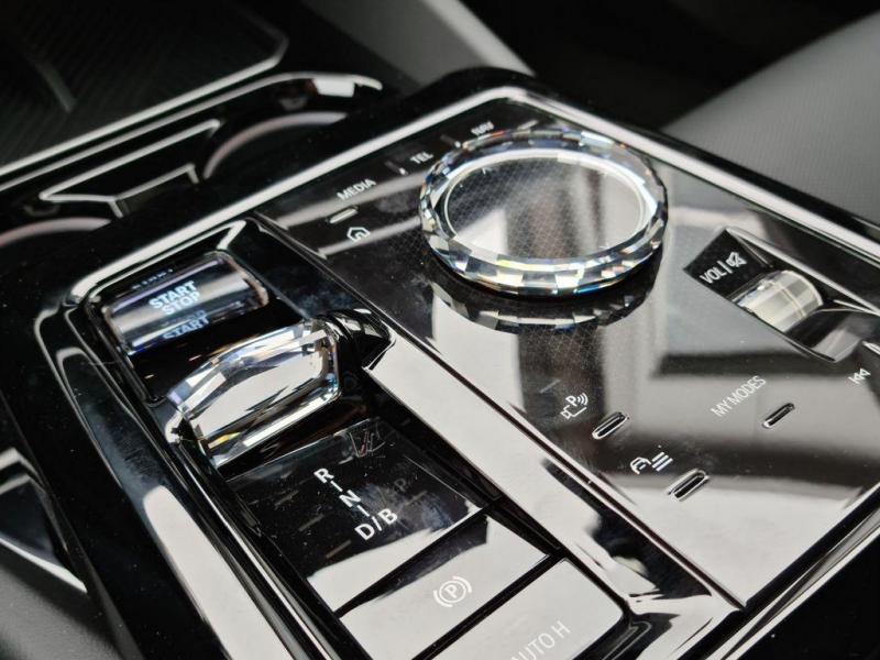 Купить BMW i5 eDrive40 электро 2024 id-1006809 в Киеве, Фото №[delta]