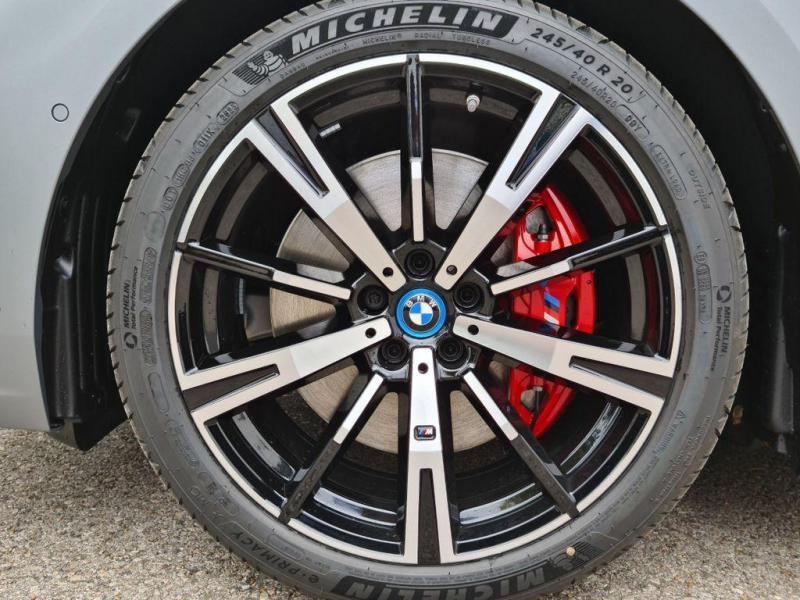 Купить BMW i5 eDrive40 электро 2024 id-1006809 в Киеве, Фото №[delta]