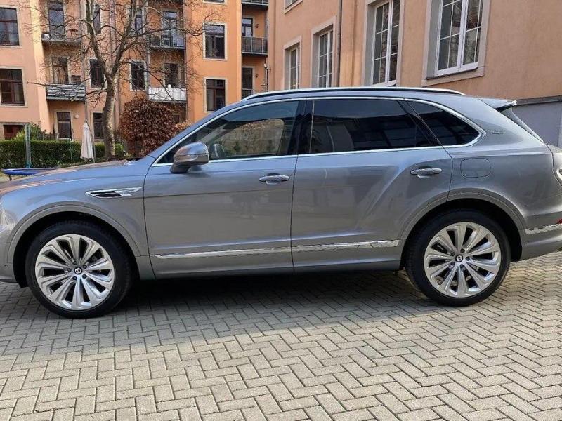 Купить Bentley Bentayga First Edition бензин 1970 id-1006853 в Киеве, Фото №[delta]