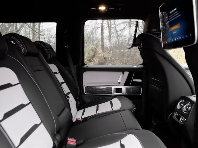 Купить Mercedes-Benz G 63 AMG гибрид 2024 id-1006863 в Киеве, Фото №[delta]