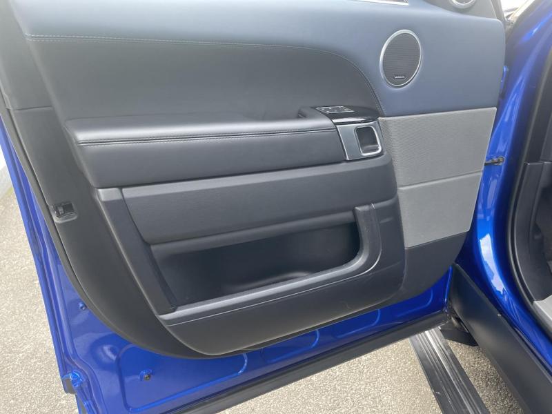 Купить Land-Rover Range-Rover Sport HSE Dynamic дизель 2020 id-1006867 в Киеве, Фото №[delta]