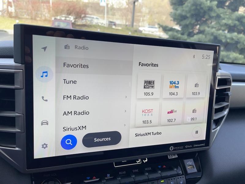 Купить Toyota Sequoia гибрид 2024 id-1006866 в Киеве, Фото №[delta]