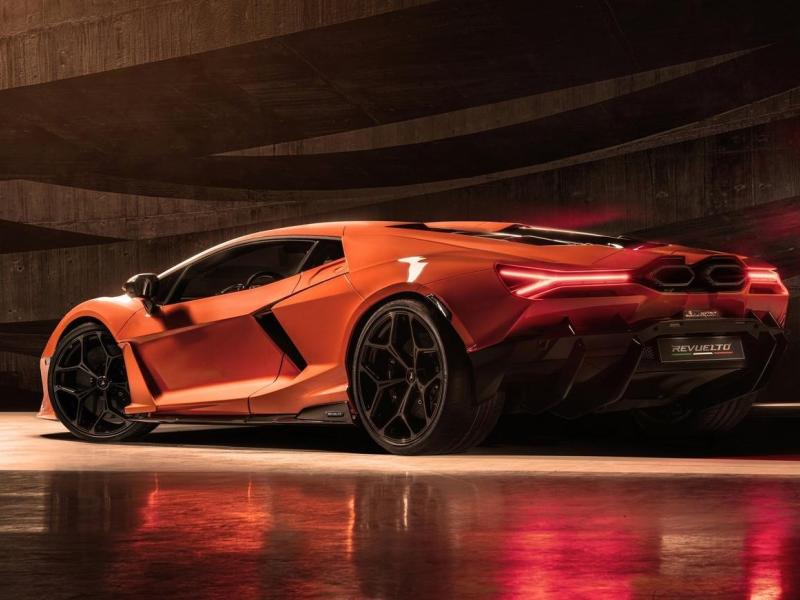 Купить Lamborghini Revuelto гибрид 2025 id-1006871 в Киеве, Фото №[delta]